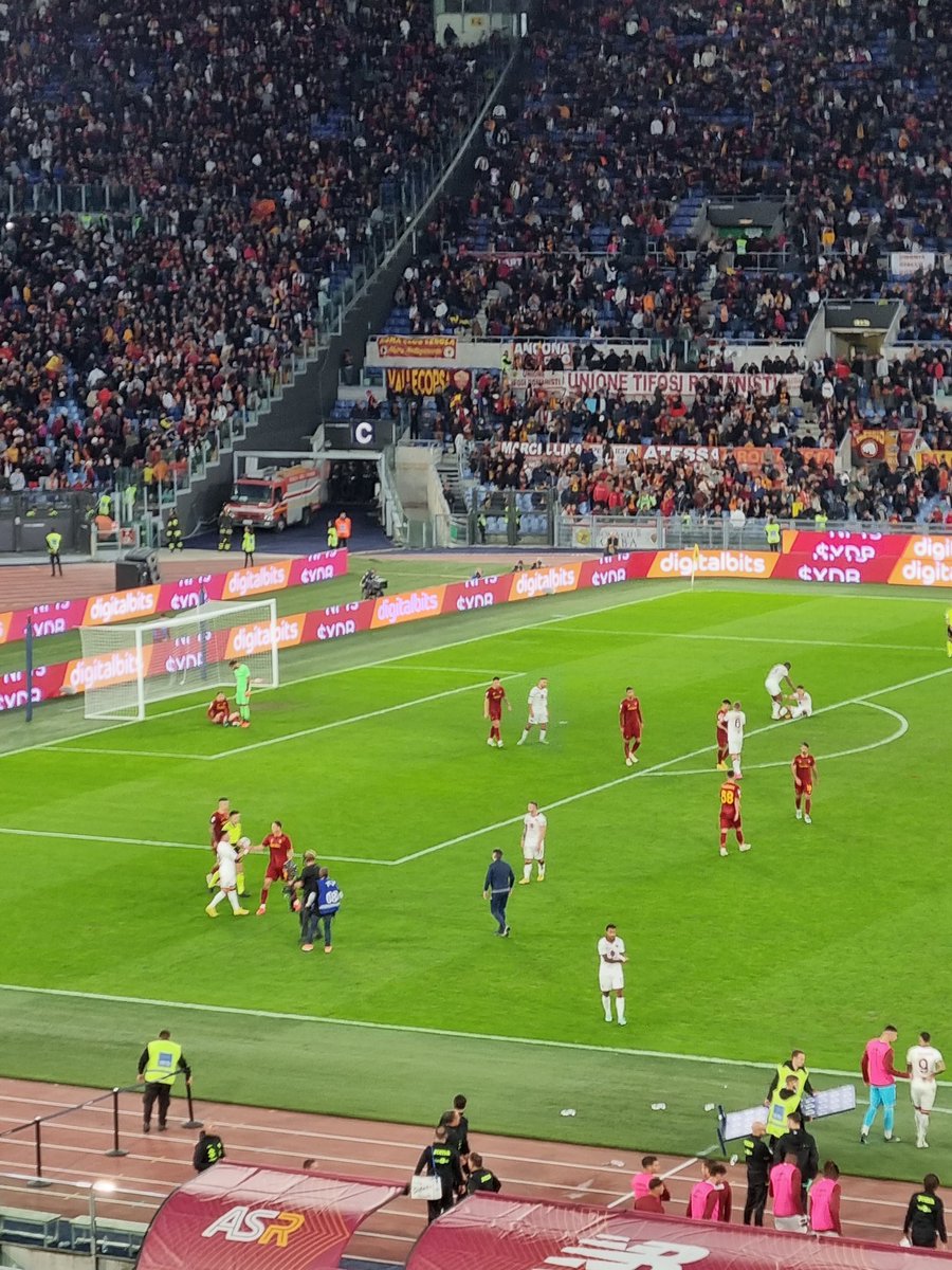 Che spreco: dominio fino al 72', sprecato troppo, ripresi al 95'. 2 punti buttati
#RomaTorino 1-1
#SFT #FVCG
<a href="/Toro_News/">Toro News</a> <a href="/spiritogiusto/">Rip Siniša Mihajlović ❤</a> <a href="/ILTOROSIAMONOI/">Iltorosiamonoi.com</a> <a href="/barbara75toud/">Barbara Buso</a> <a href="/zizionice/">Pia</a> <a href="/suzukimaruti/">Suzukimaruti</a> <a href="/FGoria/">Fabrizio Goria</a> <a href="/FPanunzi/">Fausto Panunzi</a> <a href="/Simo_Ventura/">Simona Ventura</a> <a href="/chiaretta1906/">𝑪𝒉𝒊𝒂𝒓𝒆𝒕𝒕𝒂 🐂</a> <a href="/Albe_Barile/">Alberto Barile</a> <a href="/gianluca_sarto/">Gianluca Sartori</a> <a href="/diegofornero/">Diego Fornero</a>