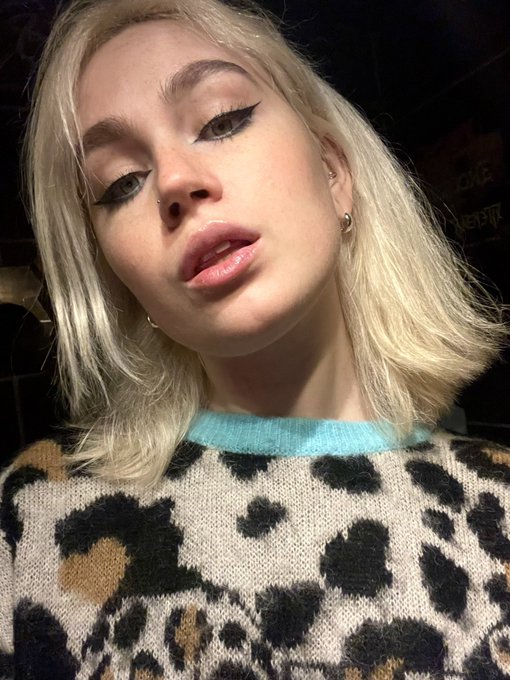 Have a nice Sunday 💋 #bar #weekend #blonde #modeling #webmodel #lips #kiss #party https://t.co/ewtbi<a href="/tag/bar"class="tags">#bar</a><a href="/tag/weekend"class="tags">#weekend</a><a href="/tag/blonde"class="tags">#blonde</a><a href="/tag/modeling"class="tags">#modeling</a><a href="/tag/lips"class="tags"><span>#lips</span></a><a href="/tag/party"class="tags"><span>#party</span></a><a href="/tag/kiss"class="tags"><span>#kiss</span></a><a href="/tag/webmodel"class="tags"><span>#webmodel</span></a>