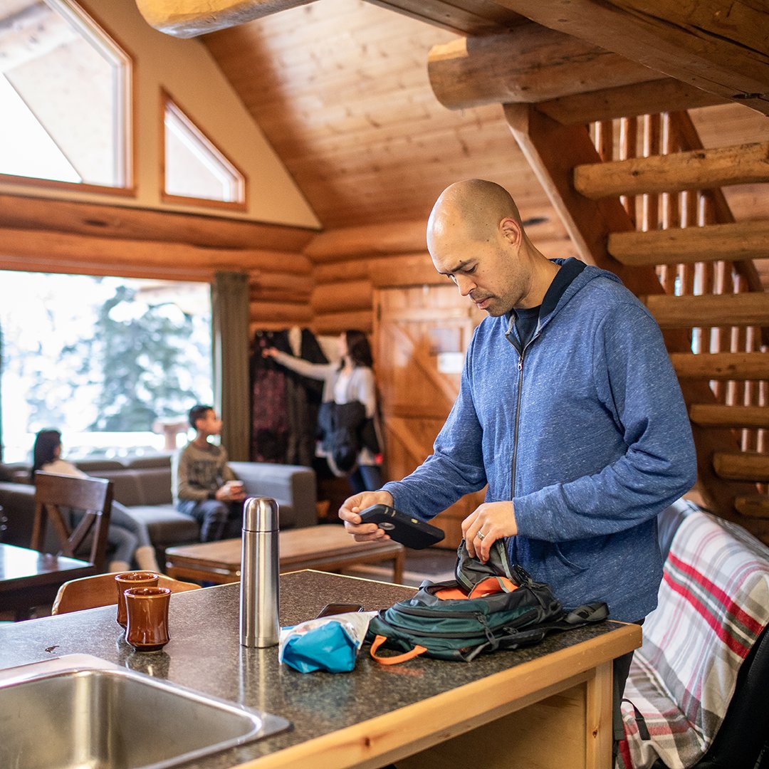 troylhooper's tweet photo. Vacation homes. They’re supposed to lessen your stress, right? If you’re insuring your second home, don’t get stressed out by all the options. I can help you navigate with a quick call. Then you can get back to relaxing. https://t.co/fIUPg6Cfg1