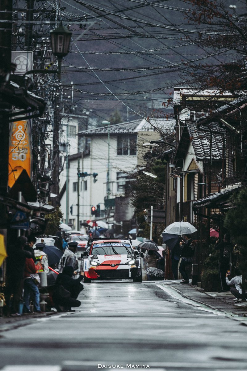 PENIZO_Photo's tweet photo. おめでとうございます😭✨

#ラリージャパン
#rallyjapan2022 
#rallyjapan 
#toyotagazooracing 
#gryarisrally1 
#takamotokatsuta 
#勝田貴元 
#toyota
#恵那市 
#リエゾン
#ラリーカー
#penizo_street 
#penizo_automobile 
#penizo_snap https://t.co/DsXwEXNrcY