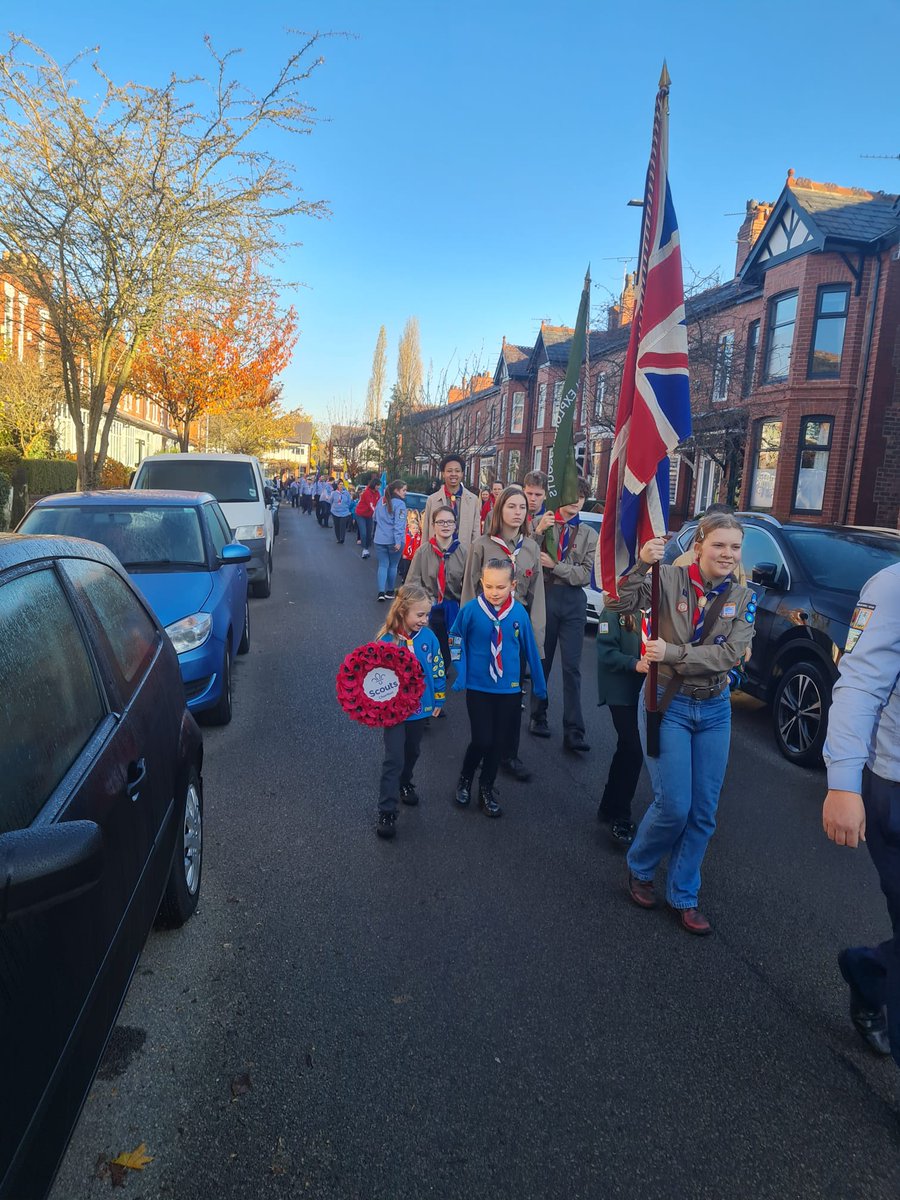 This morning, 168 members of Chorlton Scout Group gathered to mark remembrance day. Thanks so much to all the people of #chorlton who stood aside, stopped cars etc to allow the scouts to parade