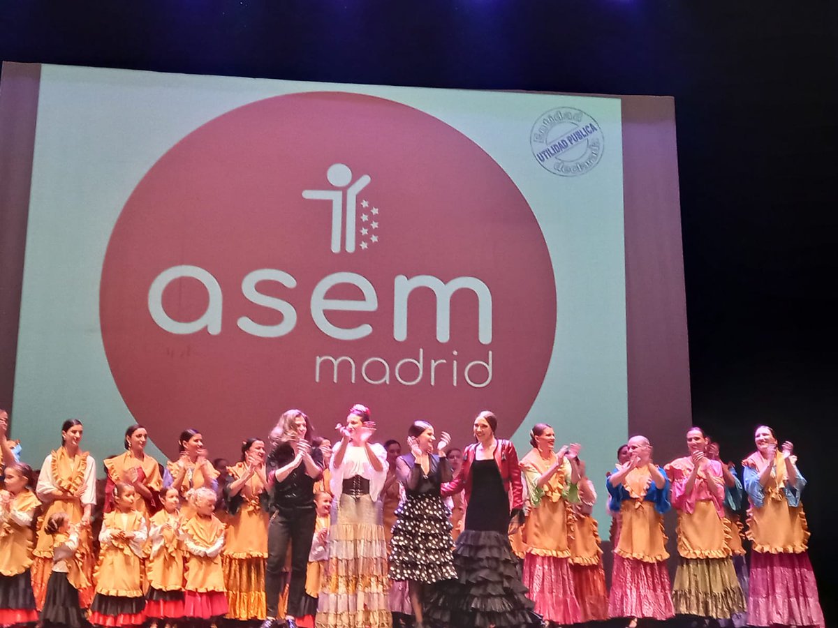 ASEMMadrid's tweet photo. El día de ayer se celebró la III Gala "Flamenco para un Respiro", con una gran afluencia de publico. Ocasión para celebrar el Día Nacional de las Enfermedades Neuromusculares. Gracias a los asistentes y al gran espectáculo del Grupo de Flamenco Villarosa.
#asemmadrid https://t.co/AEThWdP82I