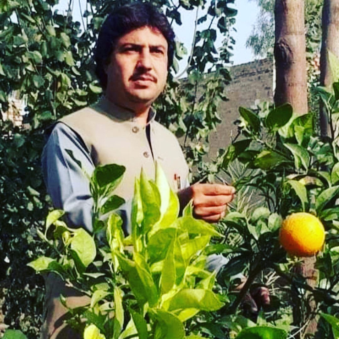 HafeezSurrani's tweet photo. #NewProfilePic https://t.co/u6z90TgSJZ
