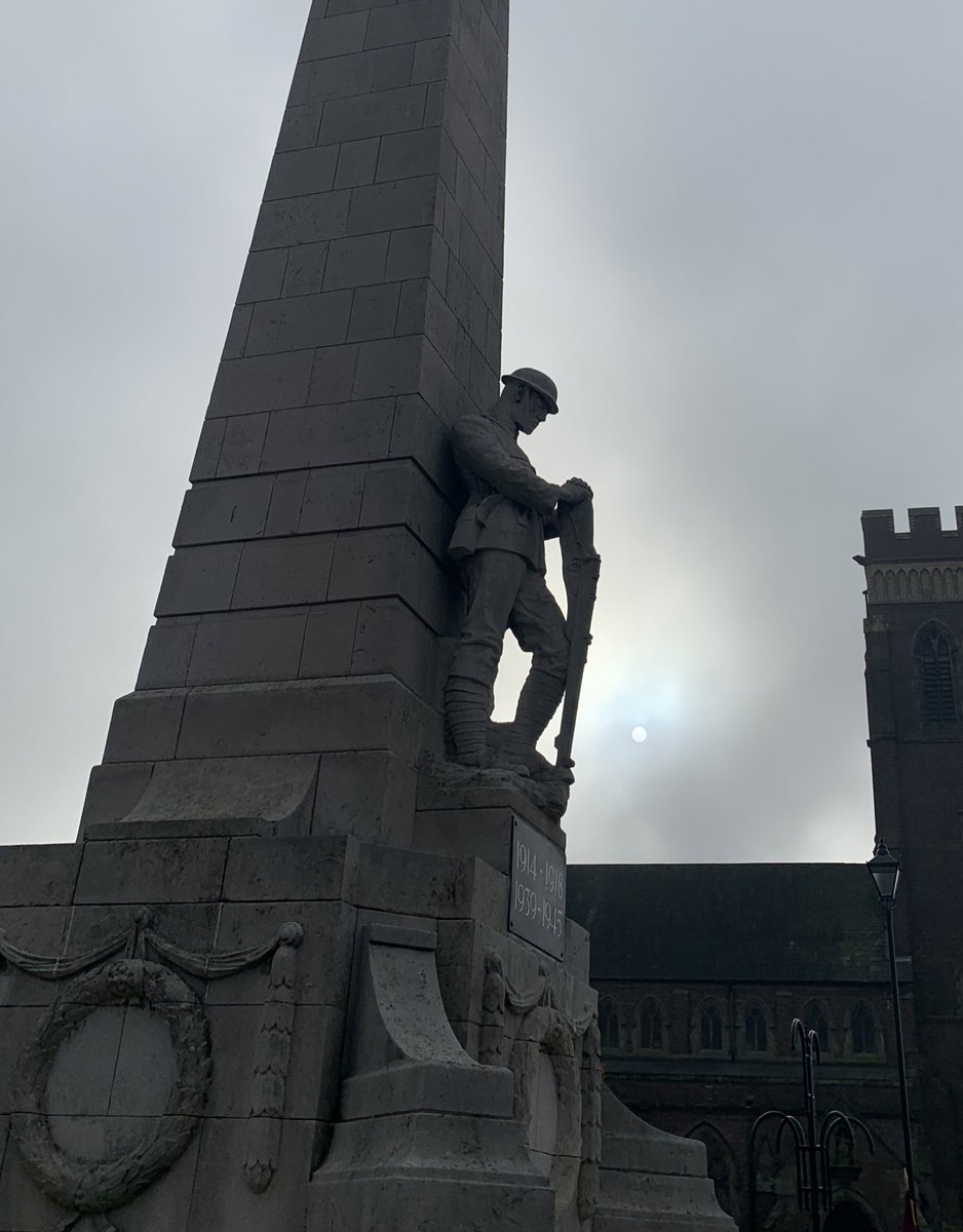Thank you so much to Alan Gerrard <a href="/alanjgerrard/">Alan Gerrard 🇪🇺🇬🇧🏴󠁧󠁢󠁥󠁮󠁧󠁿🇨🇿</a> &amp; Cllr <a href="/cheryl_gerrard/">Cheryl Gerrard</a> for the invite to the #RemembranceSunday service at Fenton Cenotaph for the 100yr rededication of the monument &amp; festival of remembrance. 

At the going down of the sun and in the morning #WeWillRememberThem