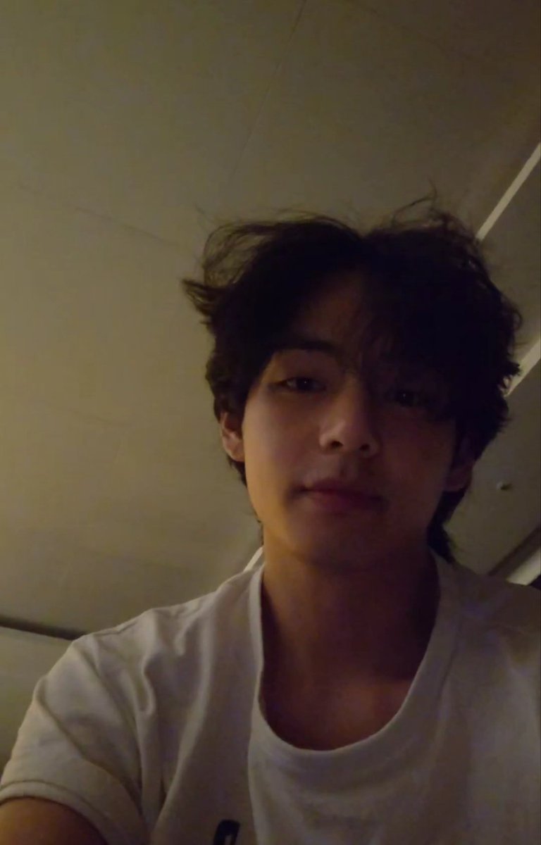 b7b4L's tweet photo. บ้าจีงหล่อชห.😳 https://t.co/n2Y6CNbngO