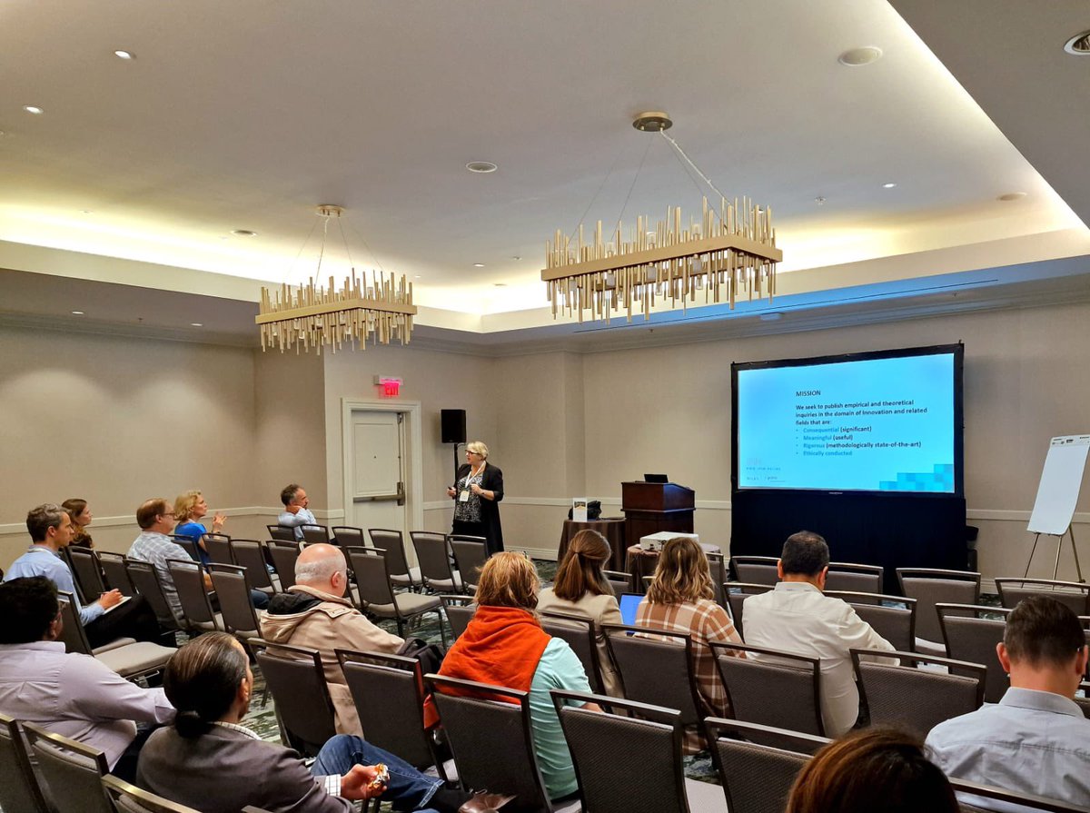 What’s next for <a href="/JournalPIM/">JPIM</a> and <a href="/CIM_Journal/">CIM</a>? Great insights on publishing #innovation research in leading journals in the field by <a href="/jspanjol/">Jelena Spanjol</a>, <a href="/goduscheit/">René Goduscheit</a> and @khoelzle at the annual JPIM Research Forum <a href="/PDMAIntl/">PDMA</a>! 🌟🚀