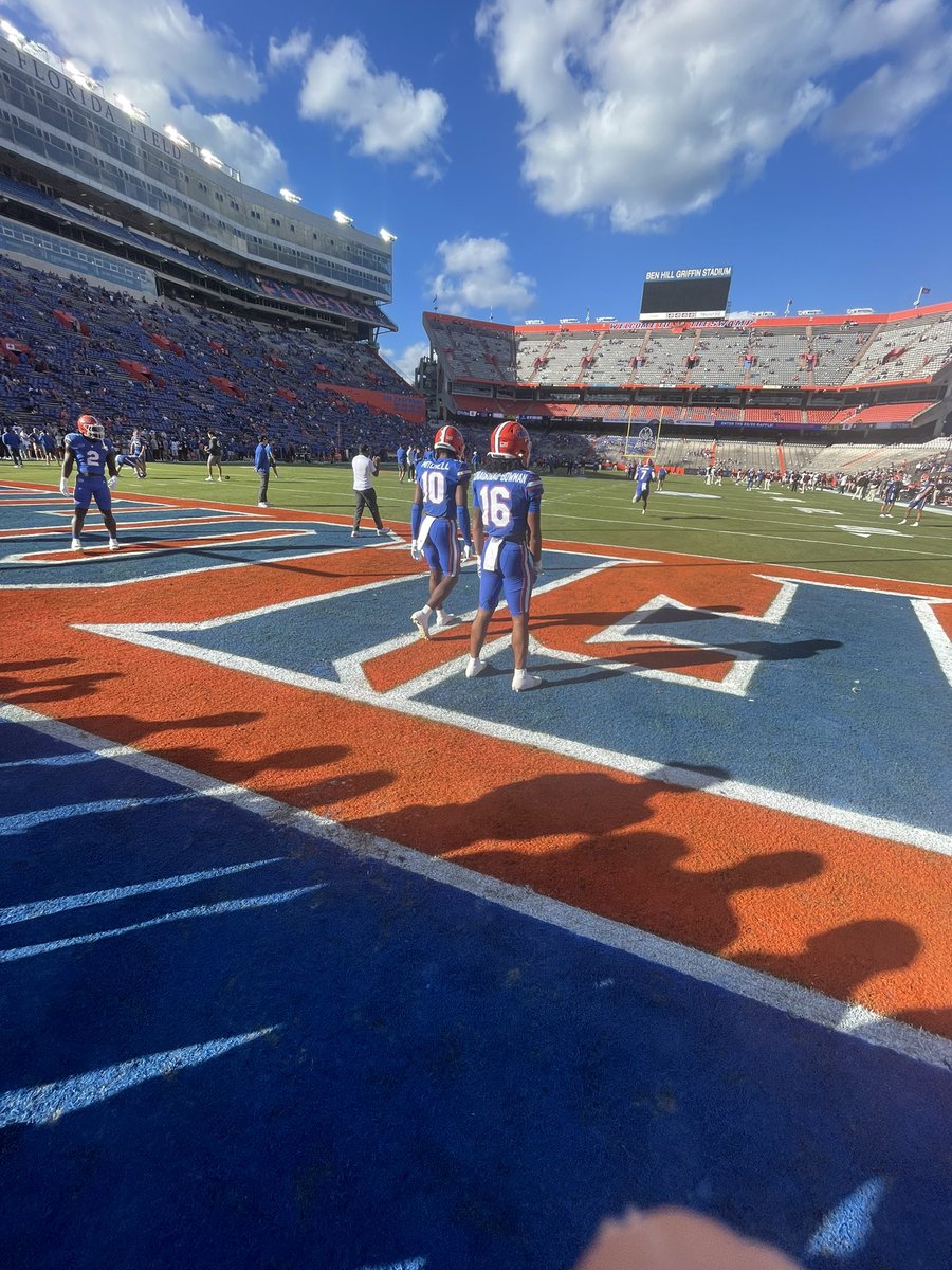 armanicarrillo⭐️ (@armanicarrillo1) on Twitter photo Had a great time at UF 🐊 yesterday. Go gators🔵🟠 <a href="/PToney/">Patrick Toney</a> <a href="/SpenceChaos/">Sean Spencer</a> @UF_CoachRaymond <a href="/RobbiePSnyder/">Robbie</a> <a href="/TheRiverFB/">EAST RIVER FOOTBALL</a> Had a great time at UF 🐊 yesterday. Go gators🔵🟠 <a href="/PToney/">Patrick Toney</a> <a href="/SpenceChaos/">Sean Spencer</a> @UF_CoachRaymond <a href="/RobbiePSnyder/">Robbie</a> <a href="/TheRiverFB/">EAST RIVER FOOTBALL</a>