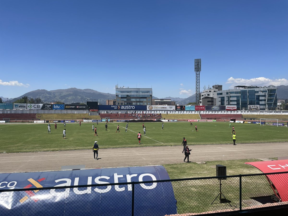 GregLeedham's tweet photo. Beautiful day up in the Andes at Estadio Alejandro Serrano Aguilar in Cuenca. Sat with the Aviced fans for their team’s Ecuadorean third division promotion play-off against Vargas Torres. Don’t envy these boys playing at 8,400 feet #ecuador https://t.co/9WZ9yrQglz