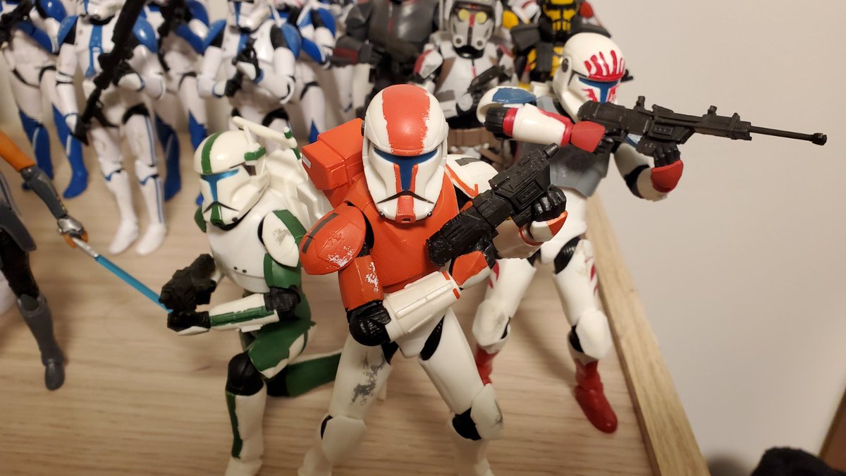 DStevensArt's tweet image. Almost finished Delta Squad. Just need Hasbro to release Scorch. #StarWars #republiccommandos #deltasquad