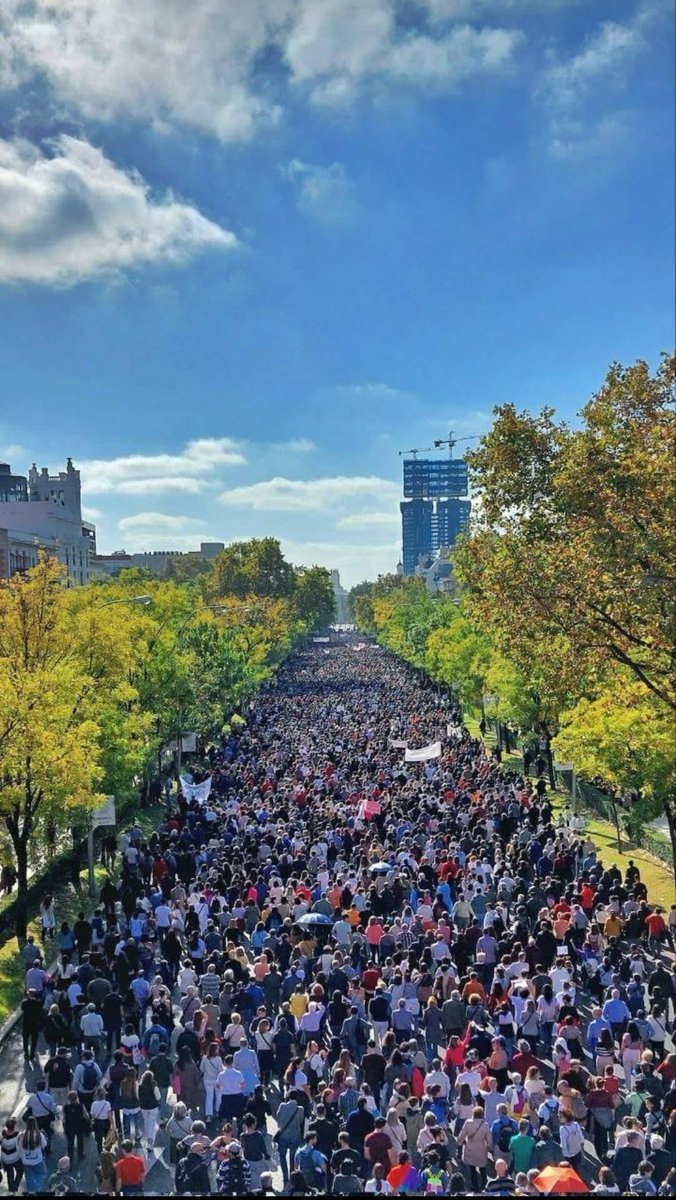 nachoalvarez_'s tweet photo. Sanidad Pública 💚 https://t.co/vxQ0uzYTjL