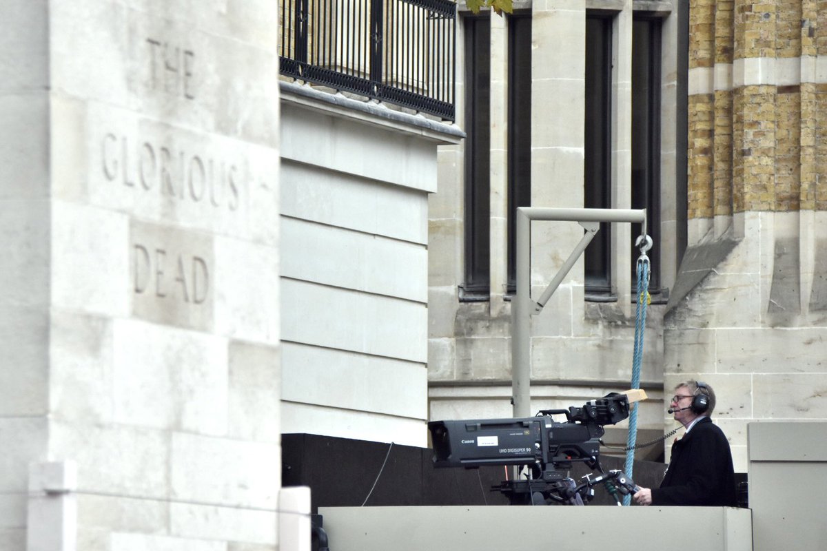 stevechalles's tweet photo. 1 of 2. Remembrance Sunday at The Cenotaph in Whitehall - covered by @cloudbass and @EMGLiveUK OB teams for #BBCStudioEvents / BBC One.
#outsidebroadcast #Cloudbass #EMGLiveUK @BBCS_Events #BBCEvents #Cenotaph #RemembranceSunday #Remembrance https://t.co/fLvA8JFkbf