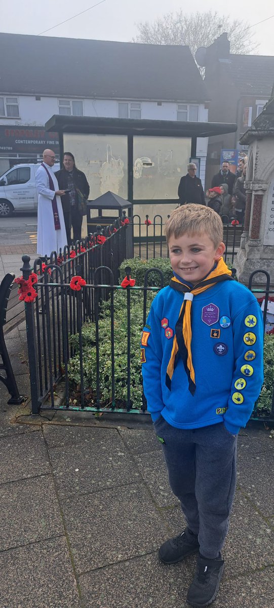 Luton Scouts have been out all over the town today to commemorate those who have their tomorrow in battle so we could have our today. Lest we forget. #remembranceday #scouts #scouting