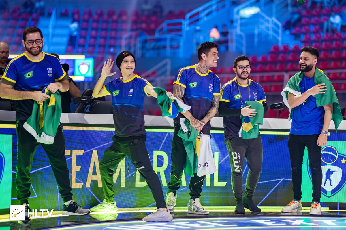 HLTVorg's tweet photo. The team that started it all 🇧🇷

📸 @brcho_ | #IEM https://t.co/I7rbeLw00M