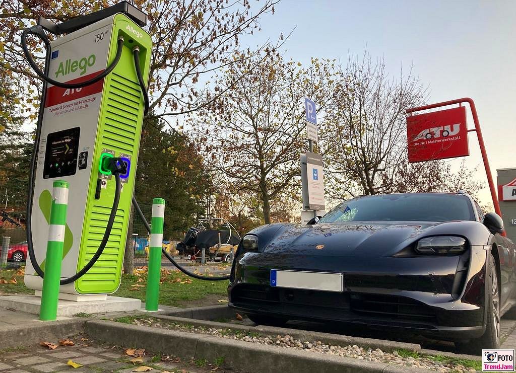 TrendJam_City's tweet photo. #Elektroauto​s richtig schnell aufladen, jetzt an vielen @ATU_de-Standorten in Kooperation mit @AllegoCharging. #eMobility #Elektromobilität https://t.co/GFnCsShlkF