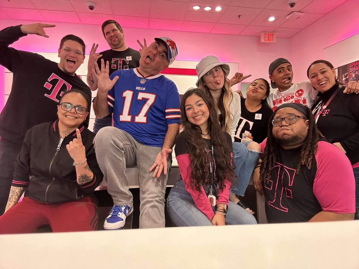 “Great things in business are never done by one person. They’re done by a team” couldn’t be prouder ❤️