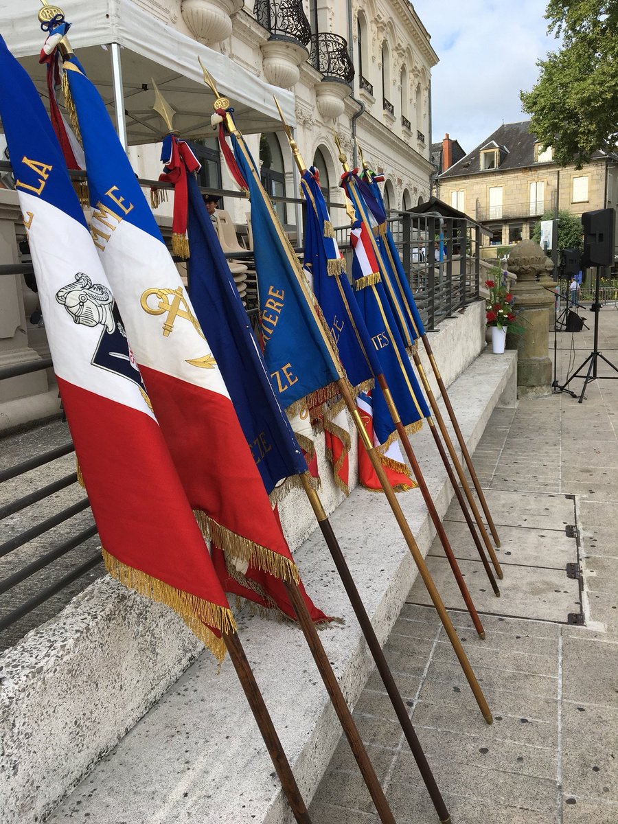 #remembranceday2022 Not everything is left behind. That's important. A little autistic lad, on parade every year, passes and salutes the standards. He then joins the VIPs to pass and thank those that bear them. Very poignant. If not for him, then for who?