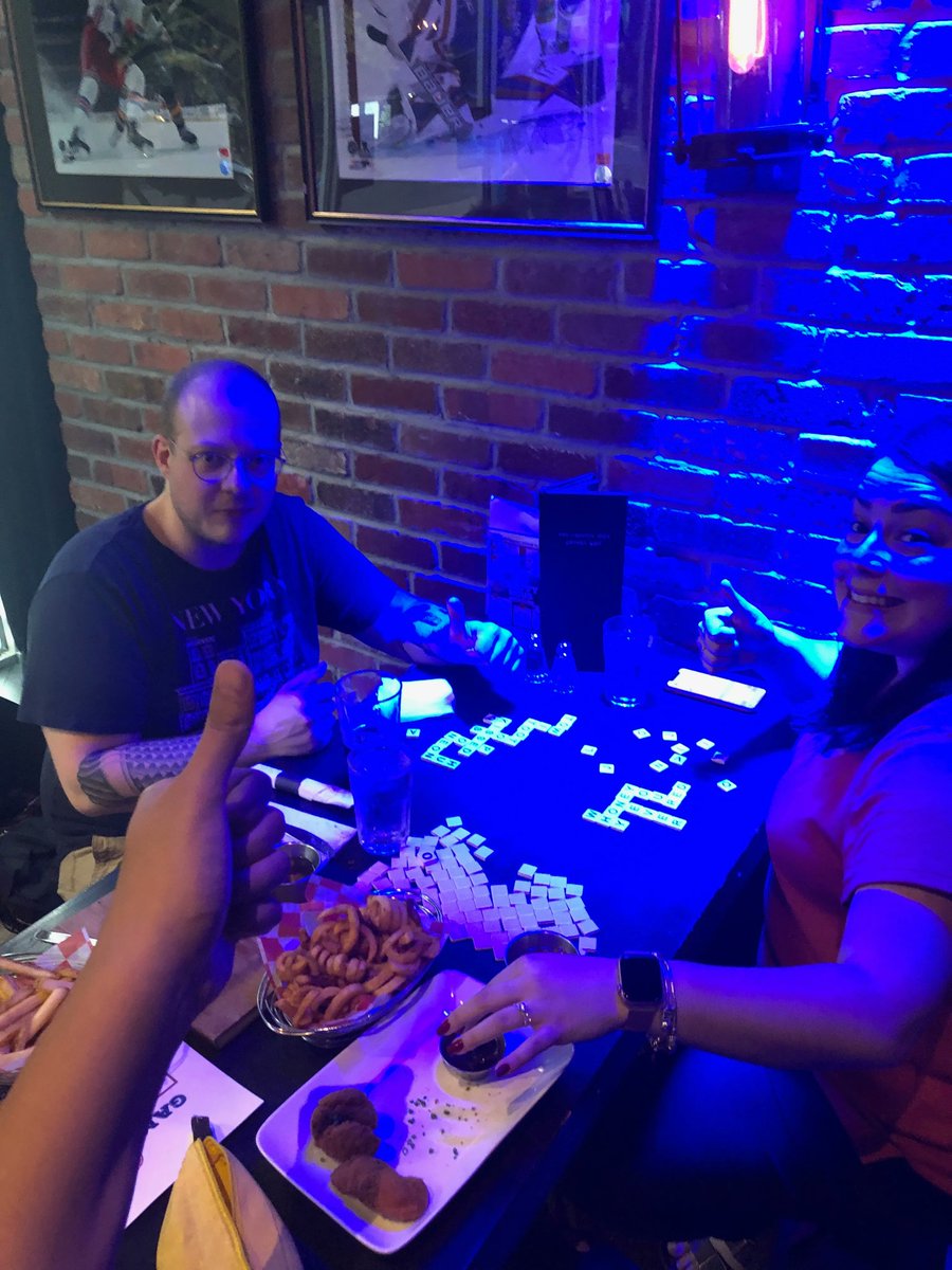 ShenanigansNY_'s tweet photo. Tomorrow (11/14) is #ShenanigansNY 's board game event night @TheChelseaBell! ✨ Eat a burger, get a free dessert, & learn how to play a variety of games from our skilled gurus. To RSVP, visit our site: https://t.co/hmb8iTg7sz
#ThingsToDoInManhattan #BudsAndBoardGames #FamilyFun https://t.co/6kJtpbSGxp