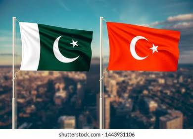 umarrahimpti's tweet photo. Prayers for our brothers and sisters in #Istanbul , #Turkey 

We always pray for Turkey and love the Turkish people

#Pakistan #love #Peace https://t.co/Fzzw8BZMYG