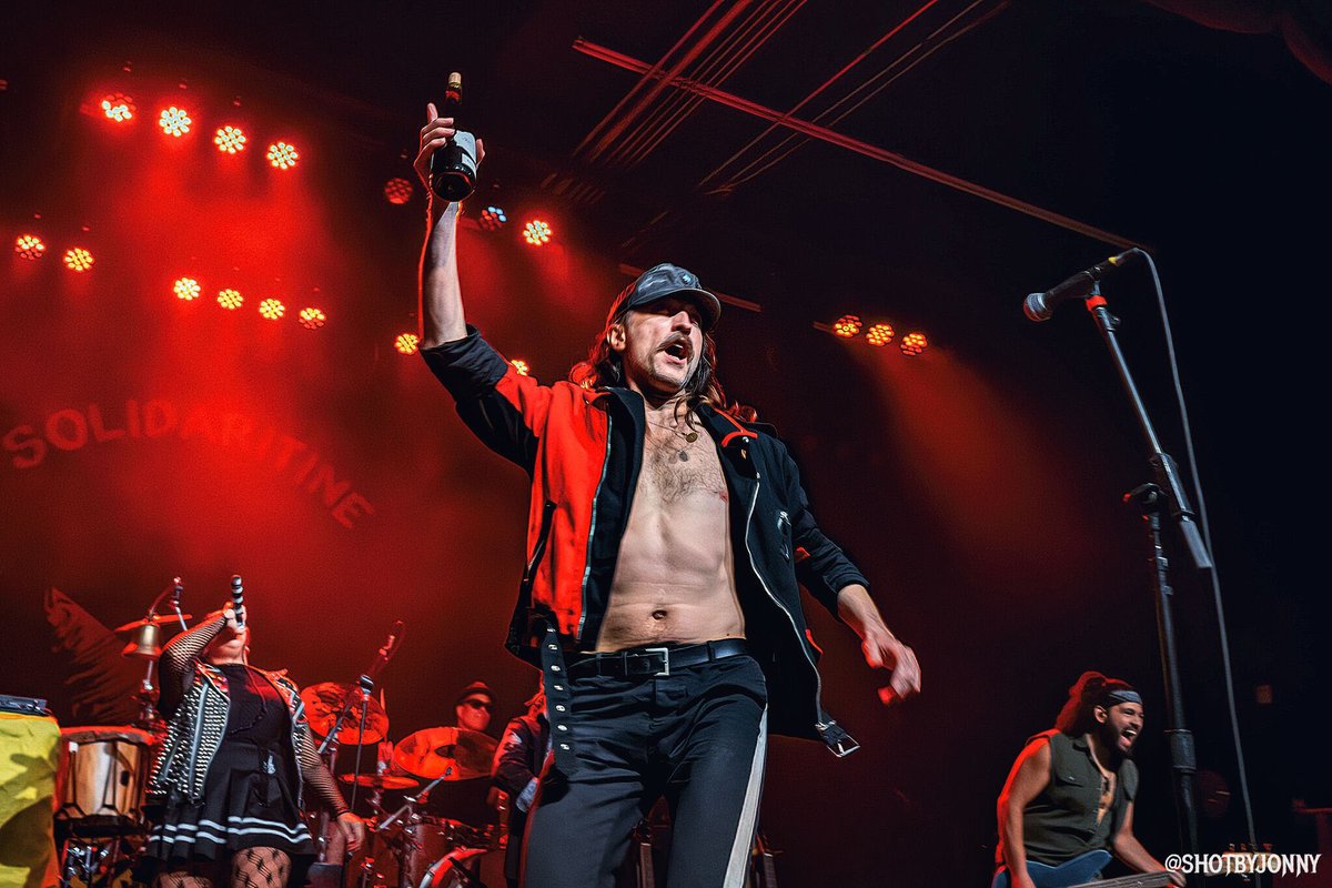 doom_agency's tweet photo. Gogol Bordello with Crazy &amp; The Brains

All of this month, Gogol Bordello have been traveling and touring around the country.

https://t.co/WUX3ixbJIF https://t.co/CV3VdJ1Or3