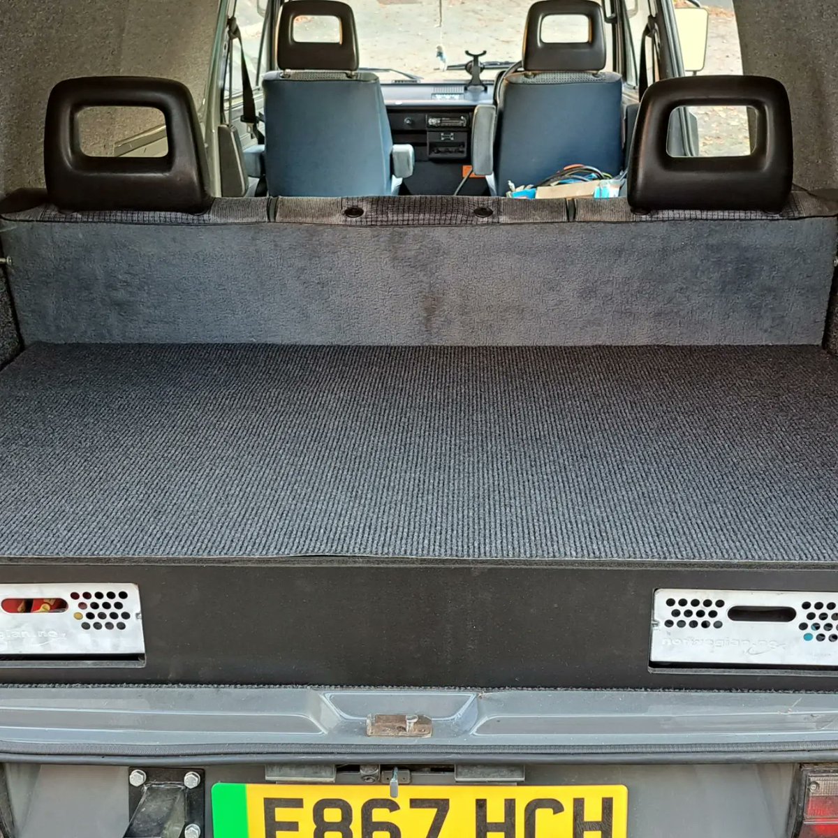 Storage update for the #ElectricSyncro this week. Now it has somewhere for charging cables,straps and tools.

Recycled aluminium drawer trays from aircraft catering trolley #reducereuserecycle 
#vanagon #evanagon #T3 #type25
#syncro #syncrolife #vanlife #EV #greenlane #volkswagen