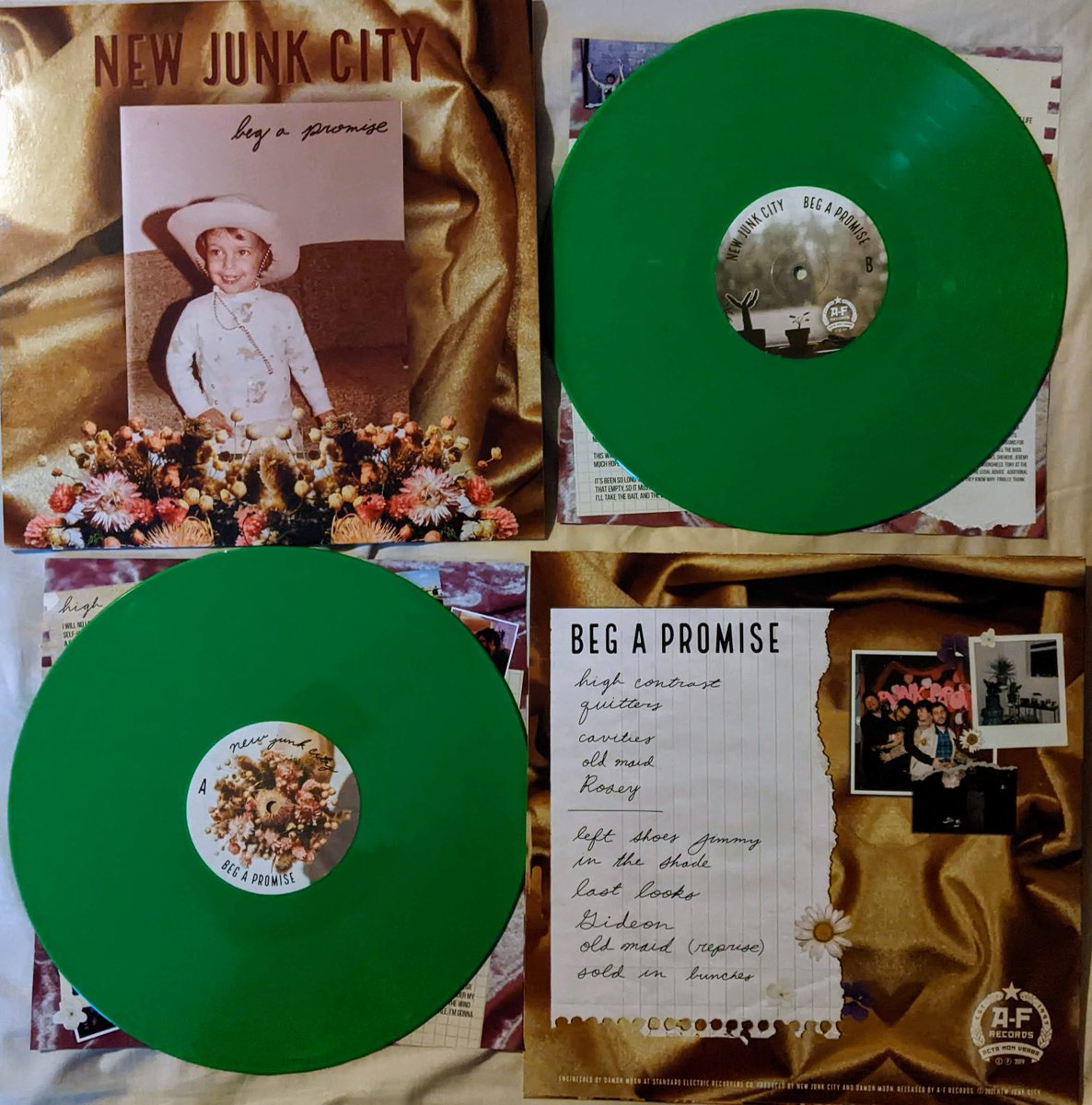 We've got some copies of the new <a href="/newjunkcityatl/">nope</a> album in the distro... it's fucking ace!