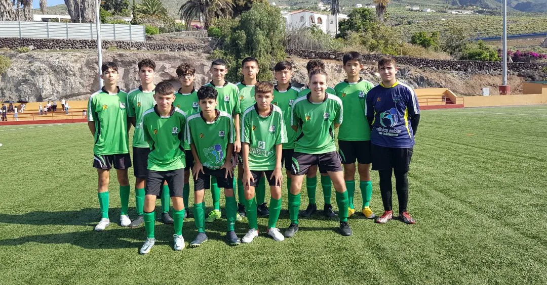 CDIGARA2022's tweet photo. Resultados #cantera @CDIGARA2022 #mareaverdeynegra👌
#Esmugran 1 Benjamin 4 
#nastcostaisora 1 Juvenil 2 
Alevin 4 #guargacho 1 
#armepalmasB 2 Cadete 0 
#EMFAdeje 9 Ifantil B 0
#RaquiLabrador 0 Prebenjamin 9 Infantil A 6 #Laszocasb 0
#Cortitayalpie #Ailuisionnosganan https://t.co/80DSYMBYew