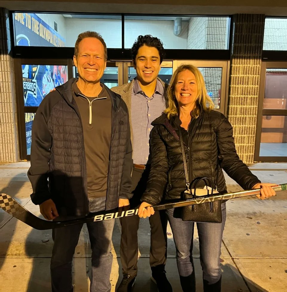 RubenBarrales's tweet photo. Great weekend in Massachusetts,  cheering on Primo Self!  🏒 https://t.co/Owsb8Cb6CU