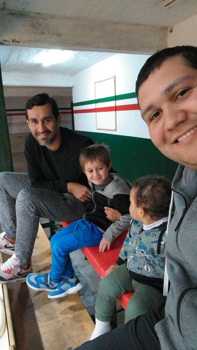 FrancoJuan10's tweet photo. Siempre acompañando al @CSDepoPatagones 🇮🇹💚 https://t.co/htbKZTa9Ls