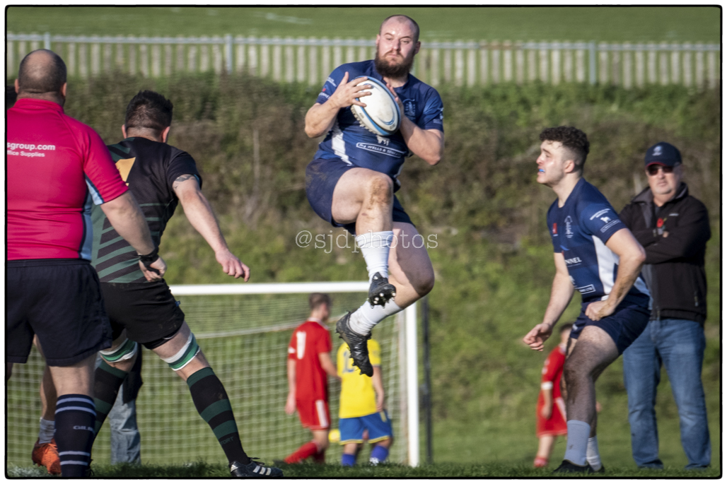 SjdDear's tweet photo. Ventnot 1st v Locksheath Pumas @ Watcombe Bottom Isle of Wight @VentnorRFC @LocksHeathPumas @EnglandRugby @RugbyUnionBiz https://t.co/ID7bEh9YIb