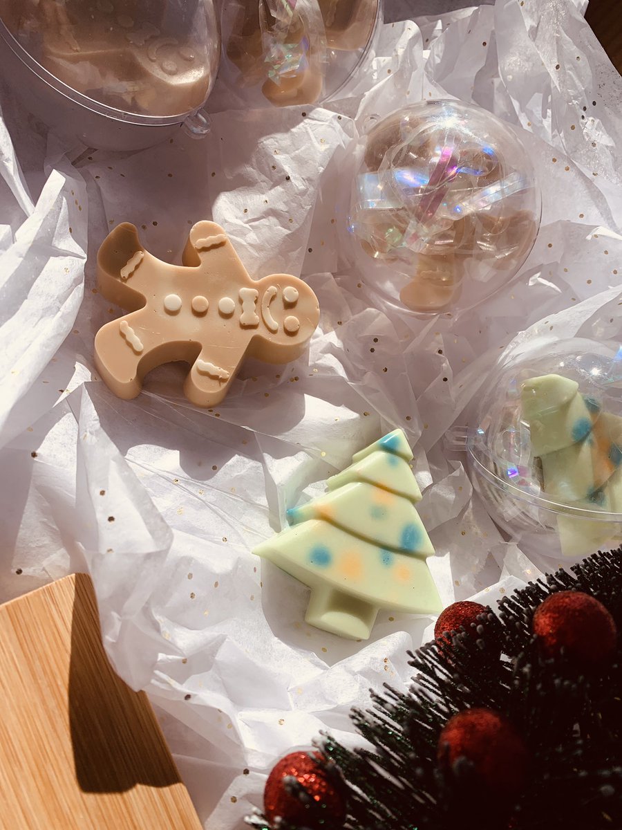 Christmas Seek Peak! Our Gingerbread Man Soap and Christmas Tree Soap! They smell so good and are good for washing your hands! Check out our website! 🌟😙