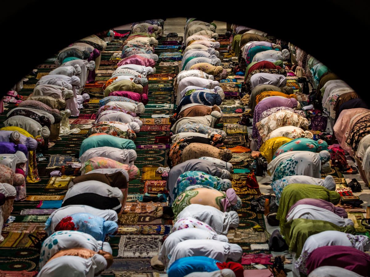 This week is Islam week in #ComeandSeeRE. We would love it if you brought in something special from home to share and talk about your faith in class: prayer beads, prayer outfit, hijab, Qur’an, prayer mat. #Diversity #Culture #OtherFaiths #FaithInAction