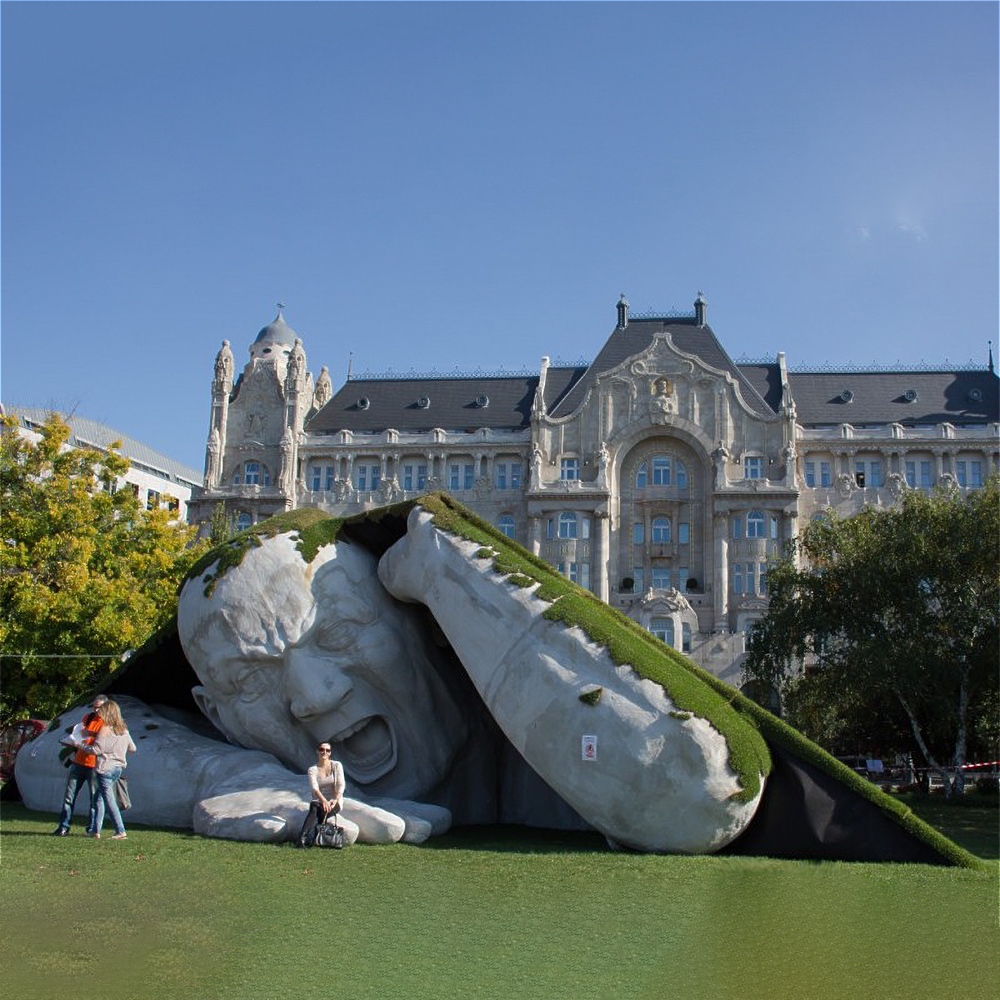 ⁠ Ervin Hervé-Lóránth, "Feltépve", 2014, Budapest

#instaartist #milanboom #artsy #picoftheday #funny #artecuriosa #arte #summer #estate #artoftheday #sculptures #travel #art #artist #artwork #contemporaryart #creative #modernart #sculpture #gallery #design #giant #green #garden