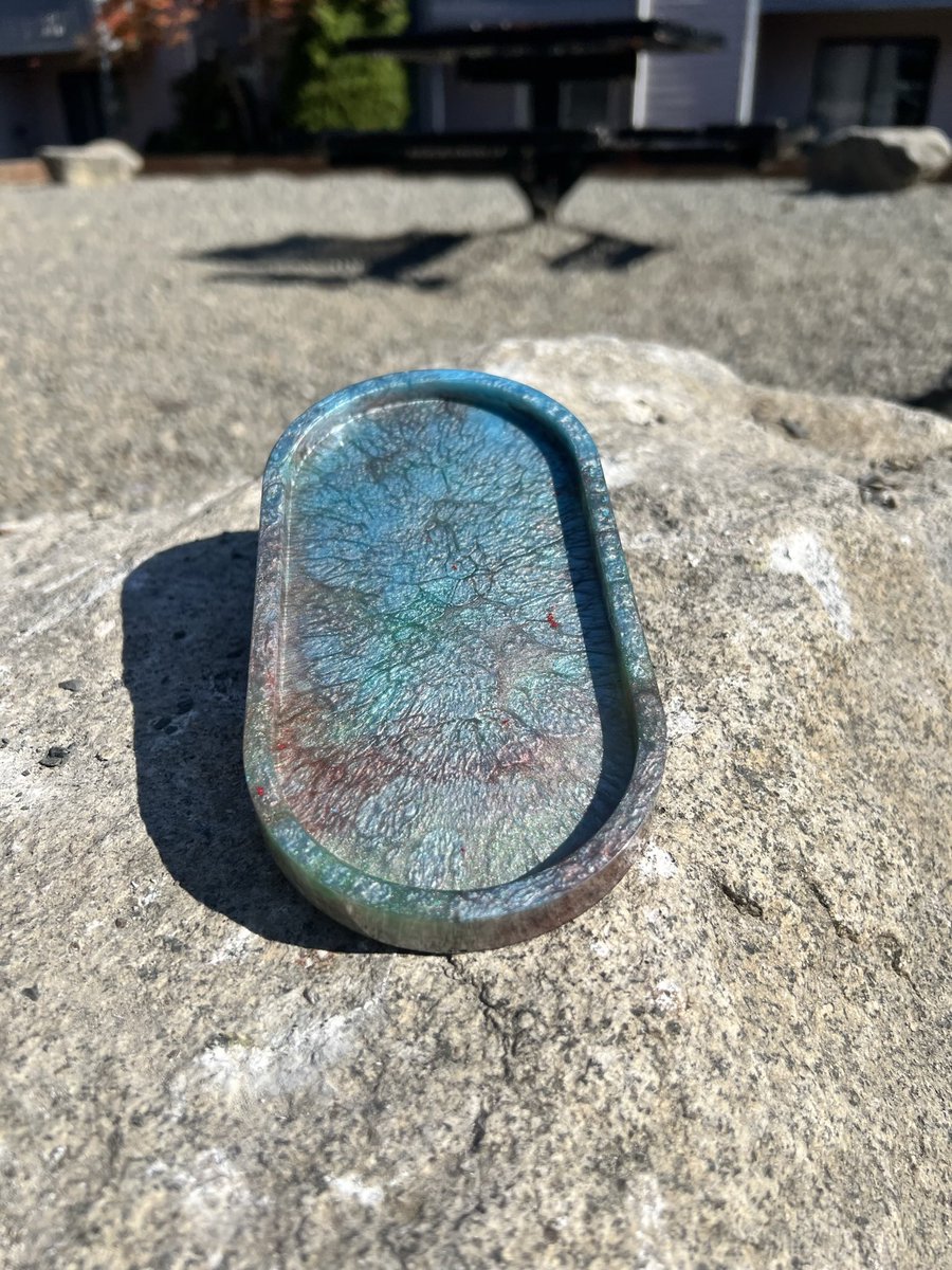 The Resin Bodega tweet media