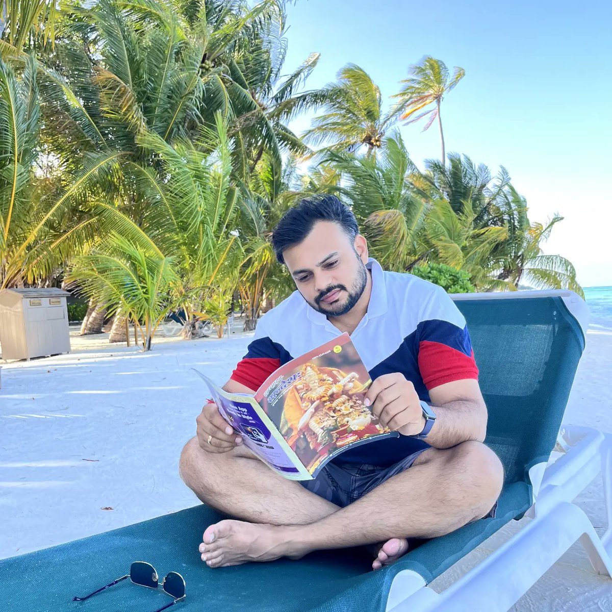GavishSkt's tweet photo. It feels great carrying one of my favourite magazine @sambhashana wherever I go. Even if you can't carry it with you, you can now listen to its audio version on https://t.co/7SLsTkDGE7
लेखपठनेन सह तत्रभवन्त: मम ध्वनिमपि श्रोतुं शक्नुवन्ति। #Sanskrit #संस्कृतम् https://t.co/Qw6gDlL5J6