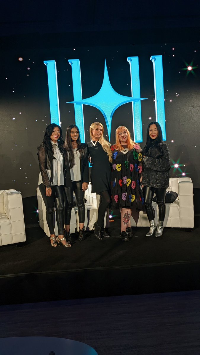 cynthiawmiller's tweet photo. Still reeling from the first #1111MediaSummit: five thought-provoking panels on the future of brands, art, community and inclusivity in web3, a live art VR experience, a Paris hologram, a @dapperlabs NFT vending machine and a room of brilliant people. So proud of this event. https://t.co/y1sez89VPr