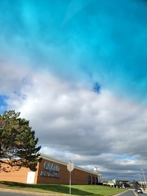 abfonsy's tweet photo. abfonsy found #bitcoin in a Green vault at this location! Join me playing #coinhuntworld, It's awesome! https://t.co/yLGbHmCiKm #cryptocurrency #278181 https://t.co/FTRsi0zHj2