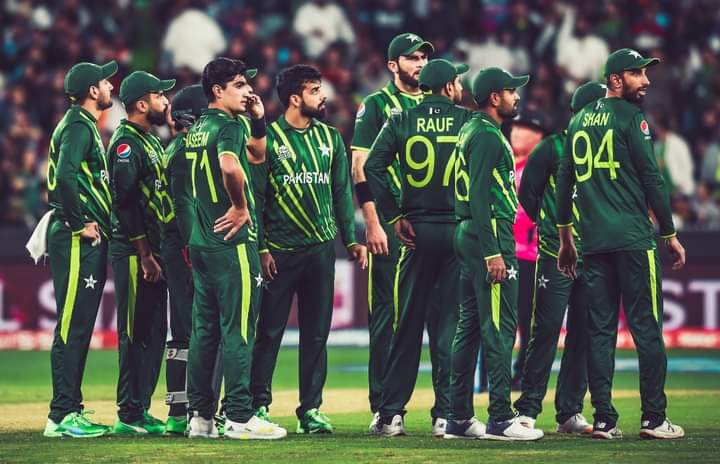 WasifAhad32's tweet photo. ᴡɪɴɴɪɴɢ ᴀɴᴅ ʟᴏsɪɴɢ ɪs ᴘᴀʀᴛ ᴏғ ᴛʜᴇ ɢᴀᴍᴇ
ᴡᴇʟʟ ᴘʟᴀʏᴇᴅ ʙᴏʏ's
ᴘʀᴏᴜᴅ ᴏғ ʏᴏᴜ ɢᴜʏs 
#EngvsPak 
#T20WorldCupFinal 
#pakistancricketteam https://t.co/JGDYIG3sBY