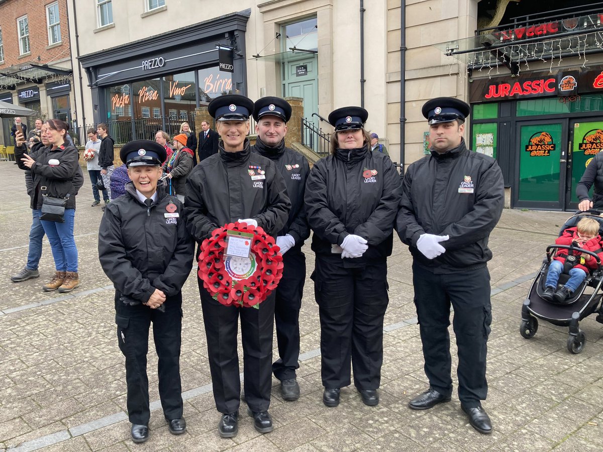 LittleJo44's tweet photo. Cadet Leaders at Remembrance  parade at Kettering. @northantsfire @ESCadets https://t.co/jT246IIlof