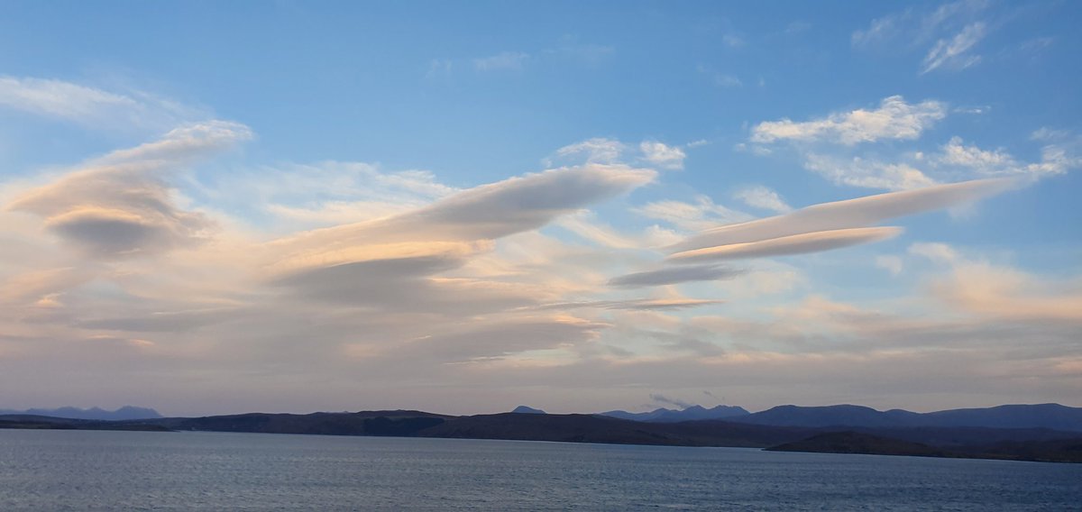 StayatAodann's tweet photo. Cloud formations over Loch Ewe and the #Highlands #nc500 #scotlandisnow https://t.co/rJeR93d6Bd