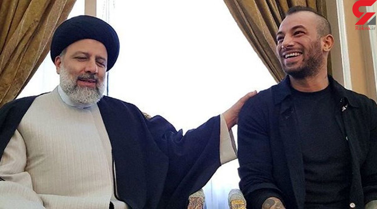 sfcdfb5's tweet photo. سلبریتیهاست. شما اگر در زمان حافظ میزیستید و افتخار دوستی با حافظ رو میداشتید میتونستید به حاکم شیراز (شاه ابو اسحاق) دسترسی داشته باشید. رابطه این دو در حدی صمیمی بود که حافظ در مورد او می‌فرماید:
راستی خاتم فیروزه بو اسحاقی
خوش درخشید ولی دولت مستعجل بود 

ماجرای تتلو و رئیسی https://t.co/wTgINCXo16