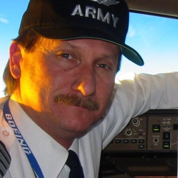 peytonyager's tweet photo. We are learning more about the victims from Saturday's #DallasAirShow collision. 

Keller's Mayor confirms former city councilman, Army veteran, and longtime @AmericanAir pilot Terry Barker died in the crash.

6 people were killed in the mid-air collision. 

@FOX4 https://t.co/v2wq7OyhRf