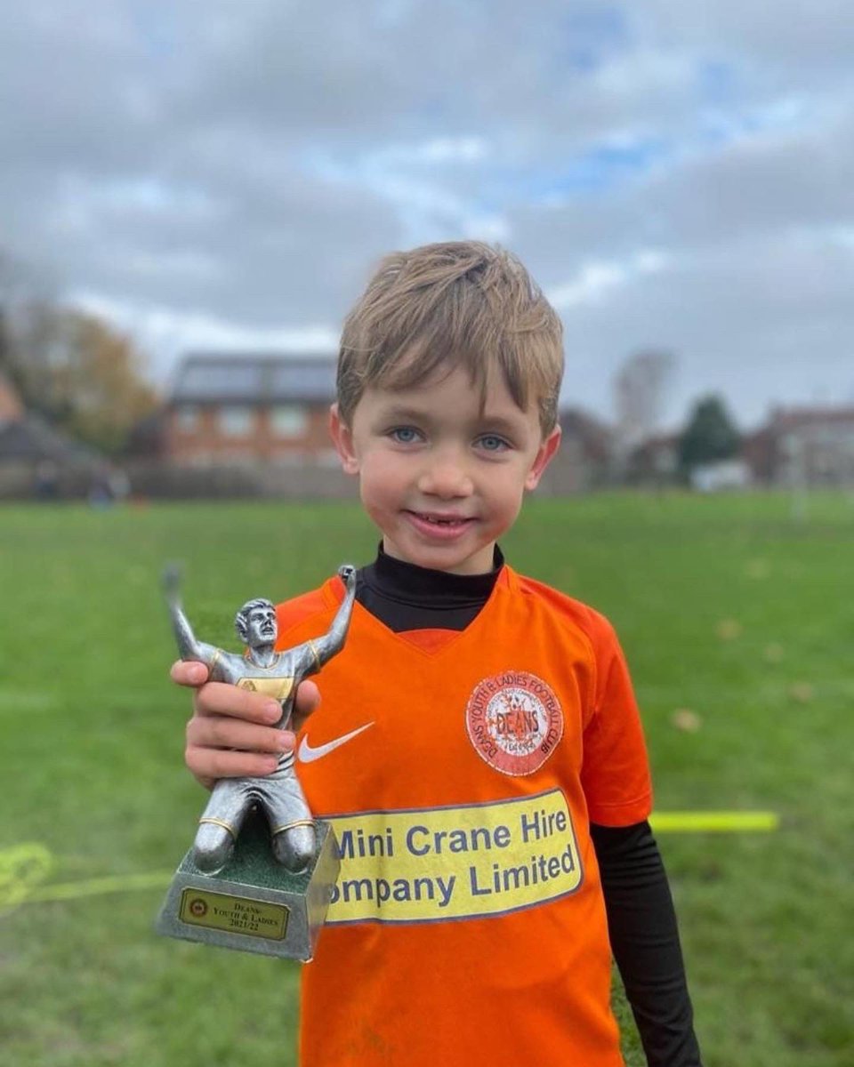 deansfc1964's tweet photo. Sports U7s hosted Urmston Meadowside yesterday. It was a close and entertaining game, we unlucky not to score a few more but smiles all round as usual. Tom & Jack scooping the #POTM awards 🤩
#dylfc #U7Sports #eccles #swinton #ellesmerepark #salford #worsley #letthemplay https://t.co/ko6ztaZfuH