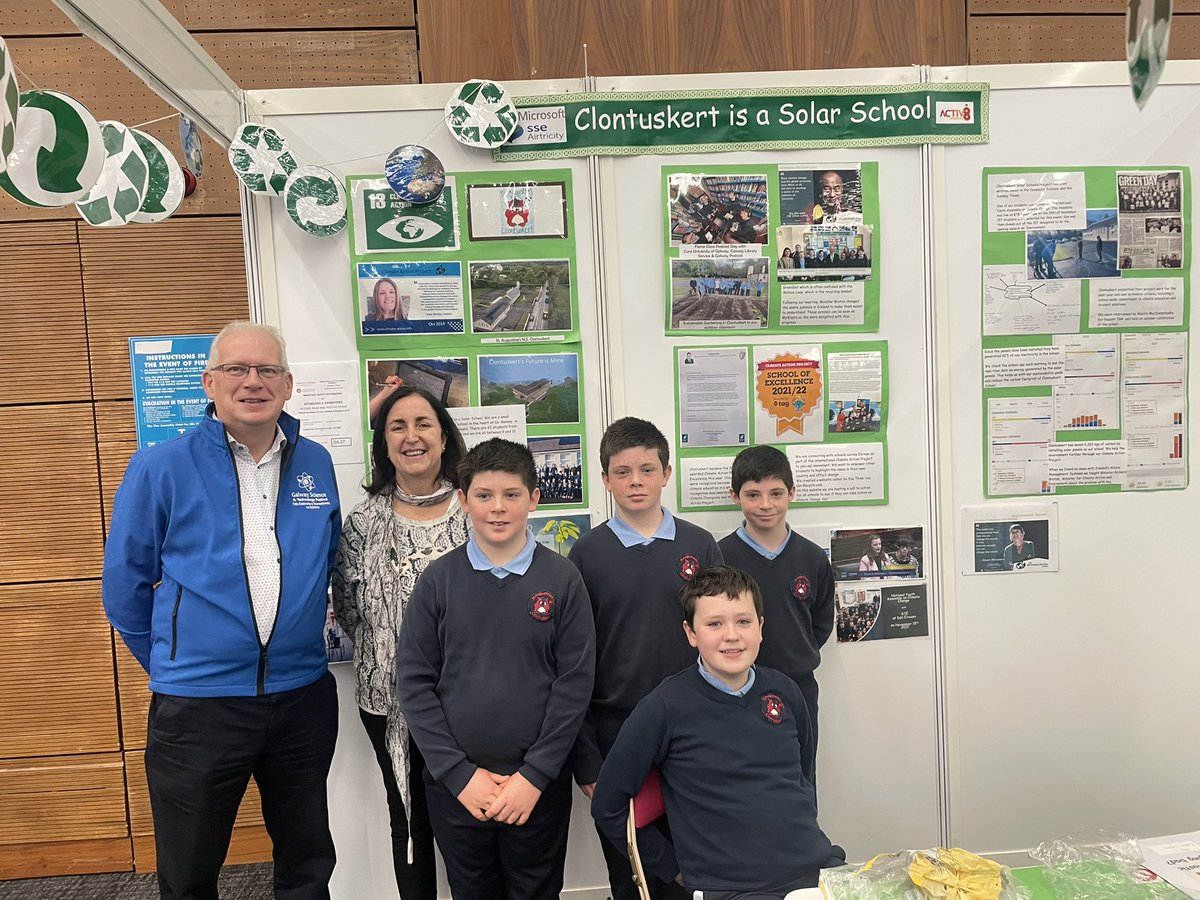 clontuskertns's tweet photo. @galwayscience rocked today with @clontuskertns students sharing their work on #ClimateAction 

Join us as we petition to #BanPlastic on fruit and veg in Ireland 🇮🇪 

📖 https://t.co/0WG5v5j4us🖊 

🎥 ♻️ https://t.co/jKDikxmDjE 🎥 ♻️ https://t.co/FEyFPEWzFc