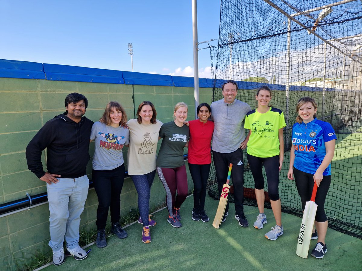 BICC_Barcelona's tweet photo. A great weekend for Spanish women's cricket... Our own session went really well, with progress being shown and two new players!

Un gran finde para el criquet femenino español... Nuestro entreno fue muy bien con progreso entre las jugadoras regulares y dos nuevas https://t.co/s8NpkJvmQI