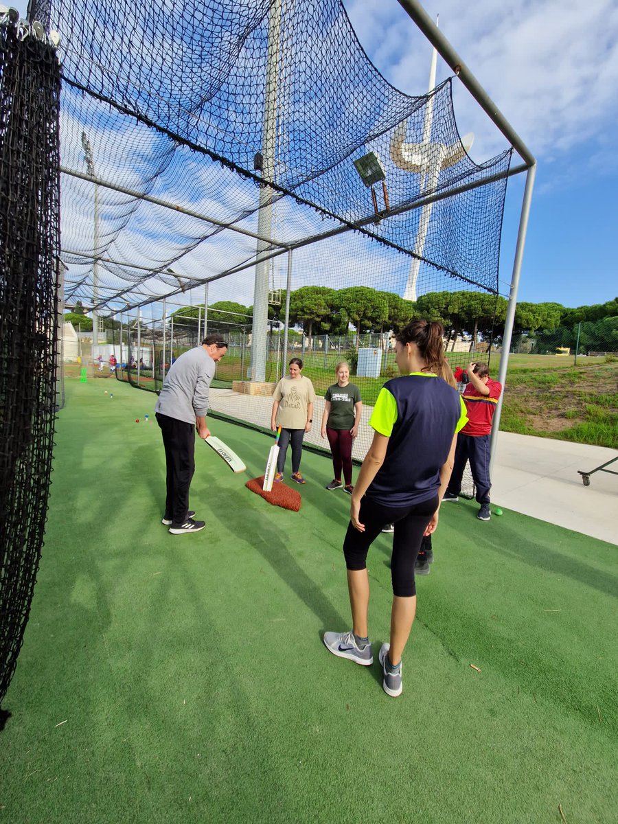 BICC_Barcelona's tweet photo. A great weekend for Spanish women's cricket... Our own session went really well, with progress being shown and two new players!

Un gran finde para el criquet femenino español... Nuestro entreno fue muy bien con progreso entre las jugadoras regulares y dos nuevas https://t.co/s8NpkJvmQI