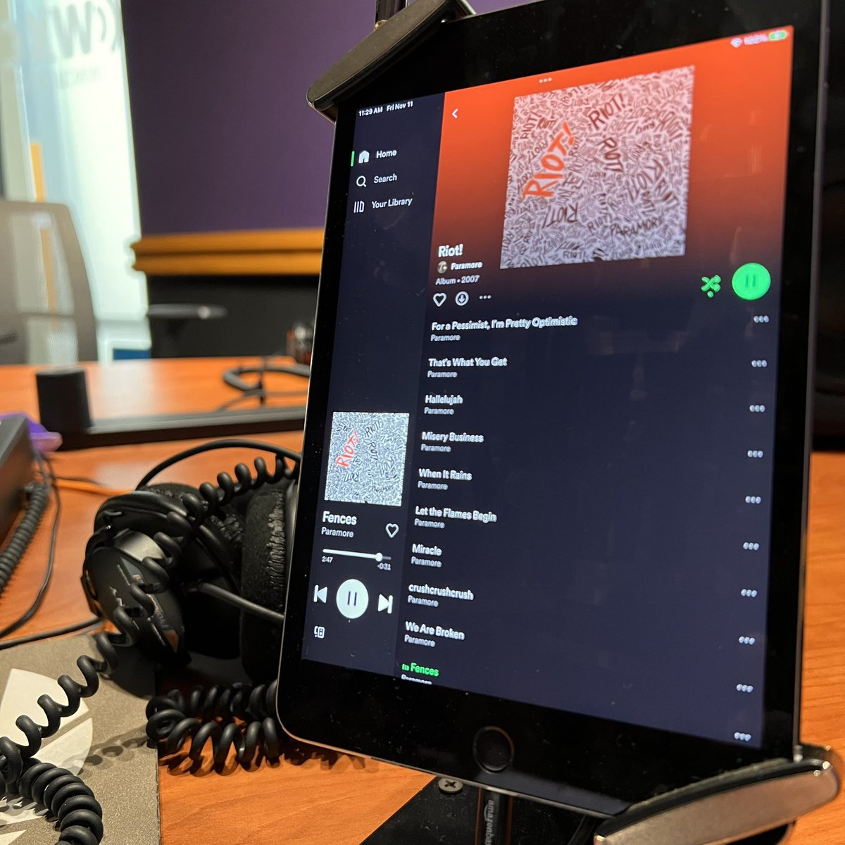 PR262anave's tweet photo. Paramore is going on tour! Tune in tomorrow where we finish up all of their albums, where it’s all Paramore, all the time! #capfam #wxcu @Capital_U https://t.co/KV4A3jOGnd