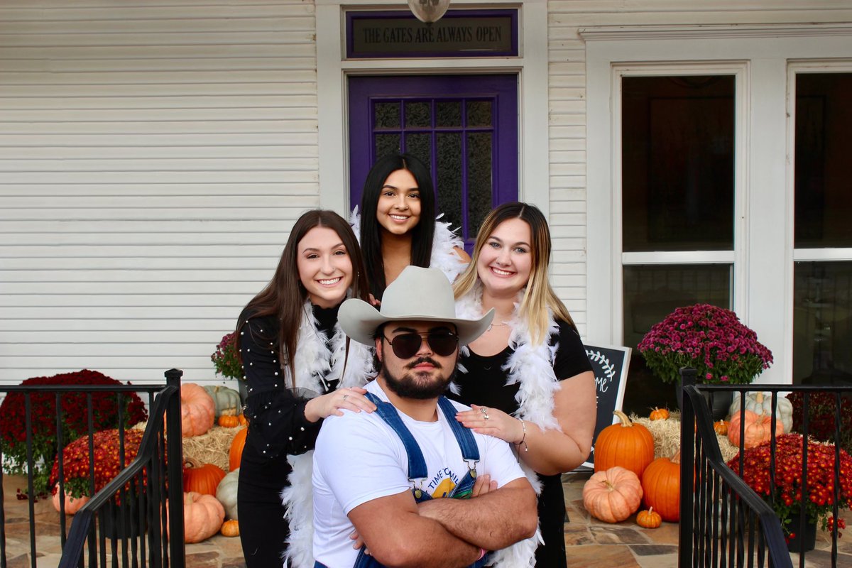 DEEPHER DUDE 2022 tweet media