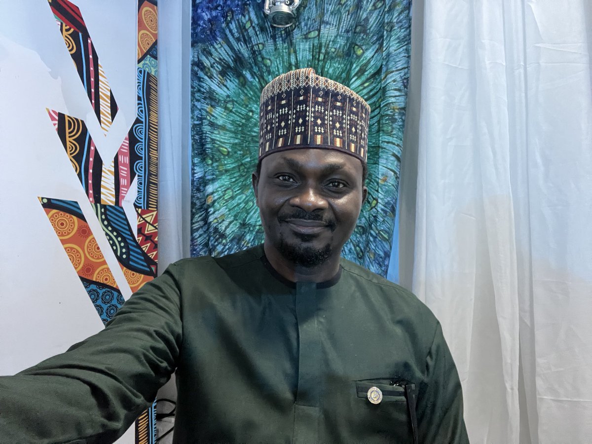 fadaisfada's tweet image. #lbsaadinner2022