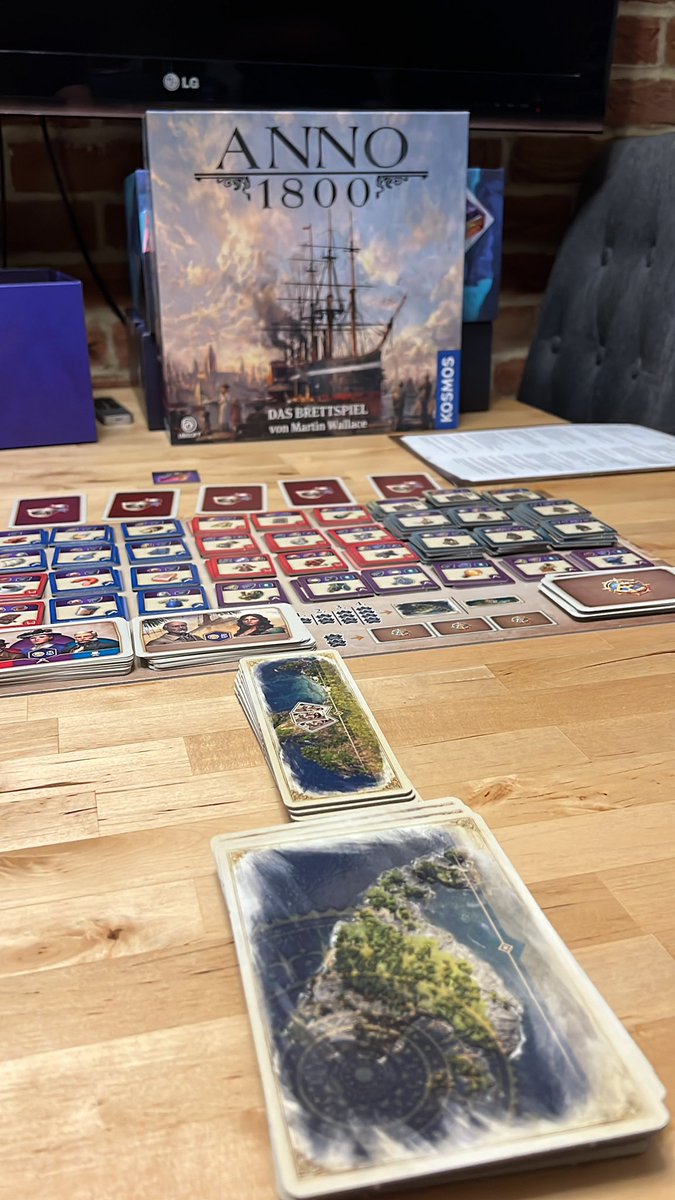 SchadenfreudeEx's tweet photo. Had some work to do today, came home to Anno 1800 by Kosmos games.
 I love the engine building in this game, what’s your favourite mechanism? @KosmosGamesUK https://t.co/wOFwmq5csG