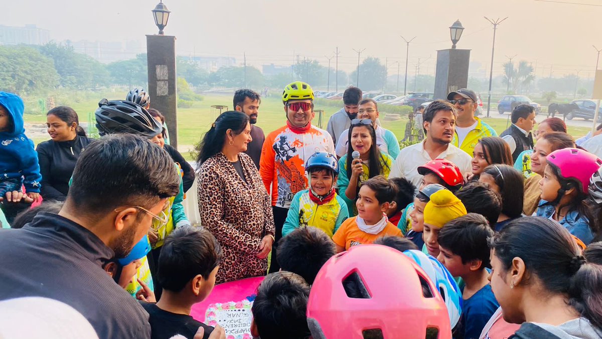 GnarRiders's tweet photo. Special ride &amp; Events.
Thank you 1️⃣1️⃣7️⃣ Members for joining the Special Children’s day &amp; Harinder Ma’am 6️⃣9️⃣ Happy Birthday Celebrations ride, it was really great fun &amp;  nice meeting you all,
@DeepakDk13  @city_spidey  @gupta_pratik_21 @PANKAJPARASHAR_ @TOIIndiaNews https://t.co/QwuWSpwEwT